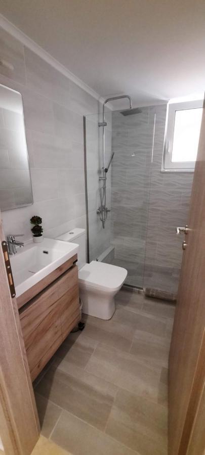 Cosy Apartment In The Heart Of The City Каламата Экстерьер фото